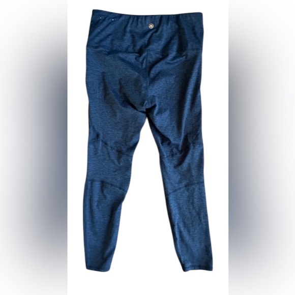 GAIM Yoga Leggings in Blue with Mesh Size Large - Picture 2 of 10